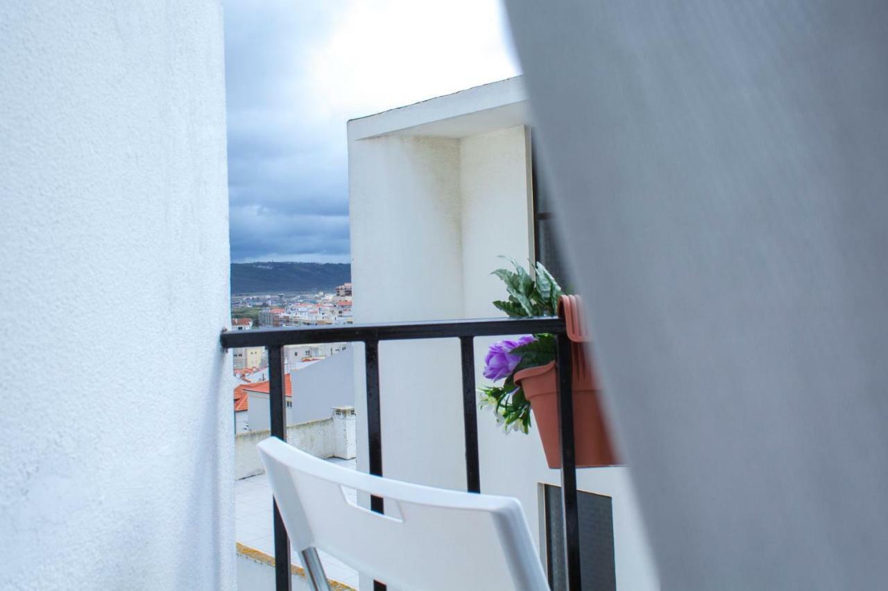 Paz & Amor Guest House - Peace & Love Nazaré Kültér fotó